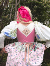 Load image into Gallery viewer, Yarrow Bodice 37”