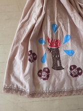 Load image into Gallery viewer, Pecan Dyed Tower Petticoat