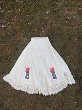 Load image into Gallery viewer, Lacey Tower Petticoat