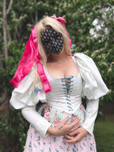 Load image into Gallery viewer, Yarrow Bodice 37”