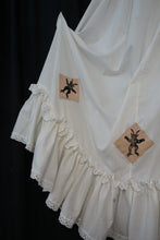 Load image into Gallery viewer, Apparition Petticoat
