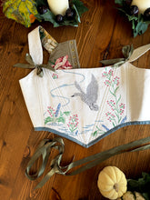 Load image into Gallery viewer, 37” Swan Stays