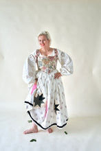 Load image into Gallery viewer, Venus Petticoat
