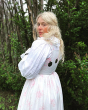Load image into Gallery viewer, Rose Mnemosyne Kirtle