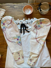 Load image into Gallery viewer, Qweenie Chemise