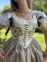 Load image into Gallery viewer, Pierrot Chemise
