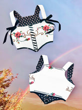 Load image into Gallery viewer, 38” Briar Rose
