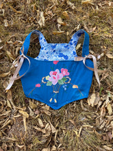 Load image into Gallery viewer, Rose Basket Stays 34”
