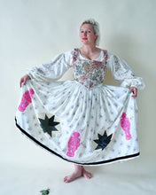 Load image into Gallery viewer, Venus Petticoat
