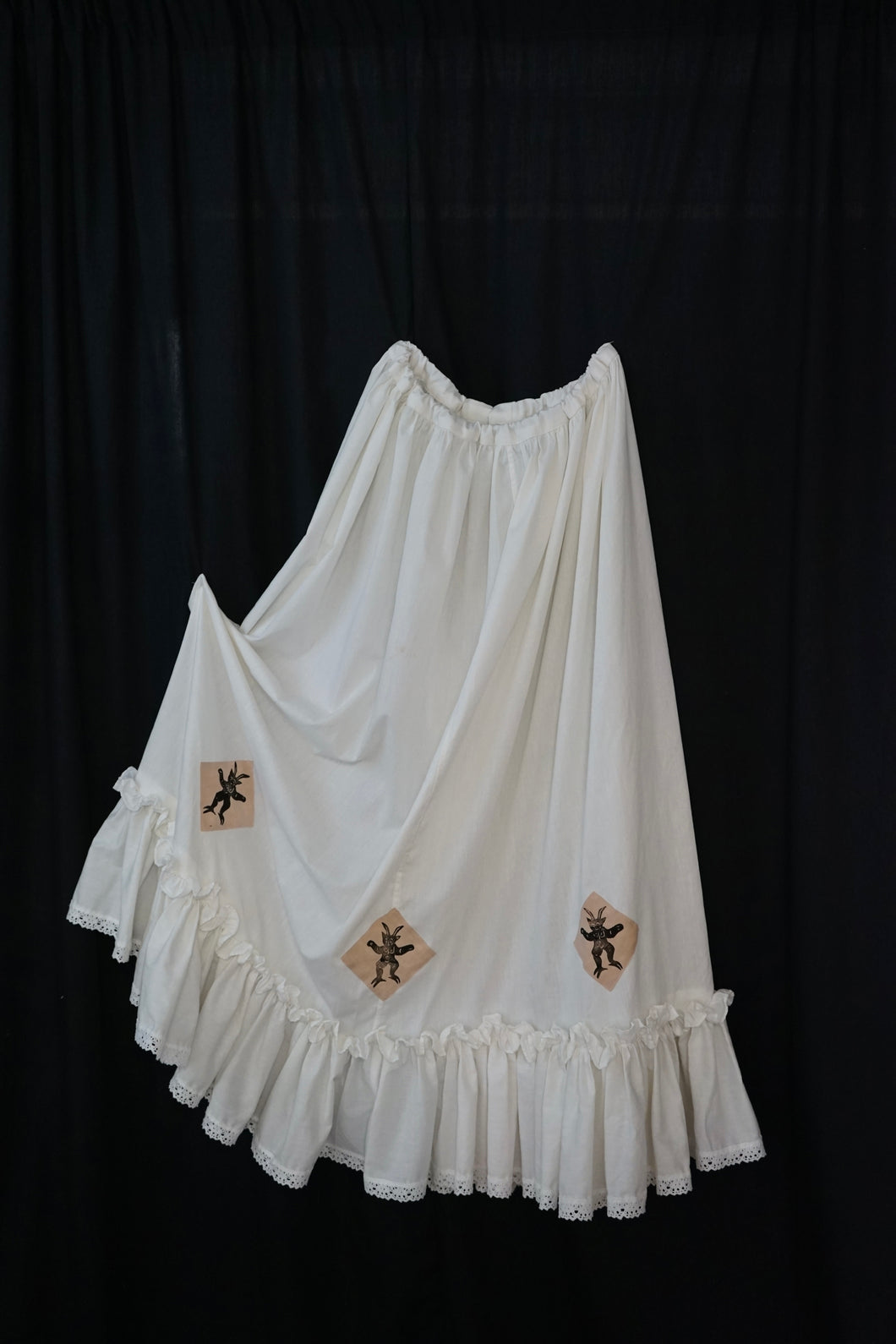 Apparition Petticoat