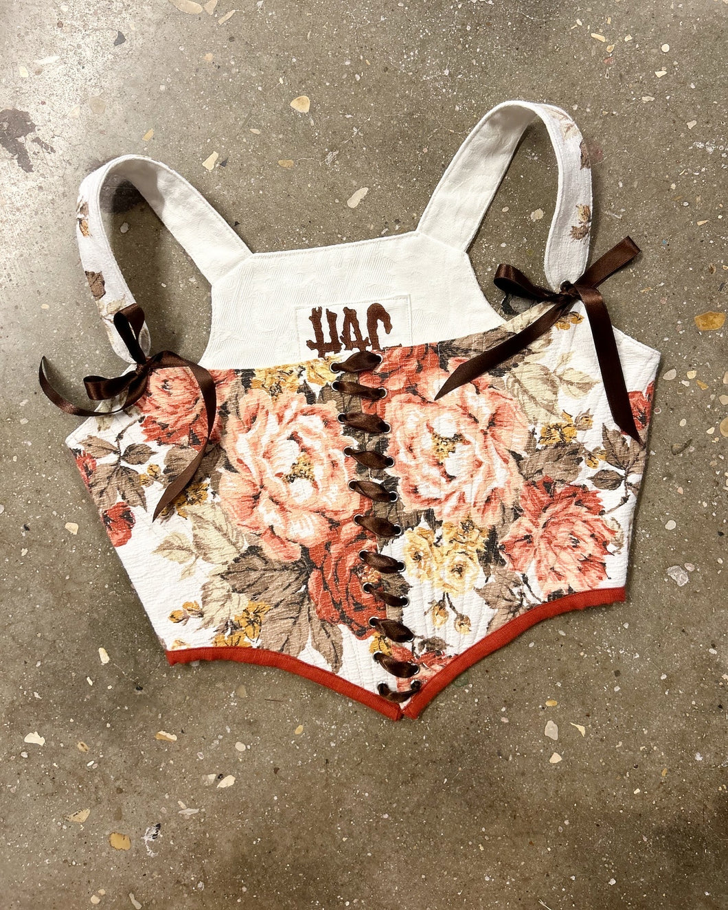 36” Rose Print Bark Cloth Stays