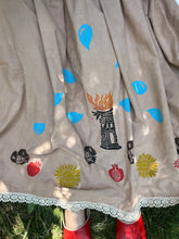 Load image into Gallery viewer, Tower Garden Petticoat
