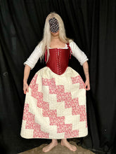 Load image into Gallery viewer, Zig Zag Quilted Petticoat
