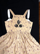 Load image into Gallery viewer, Venus Kirtle 38”
