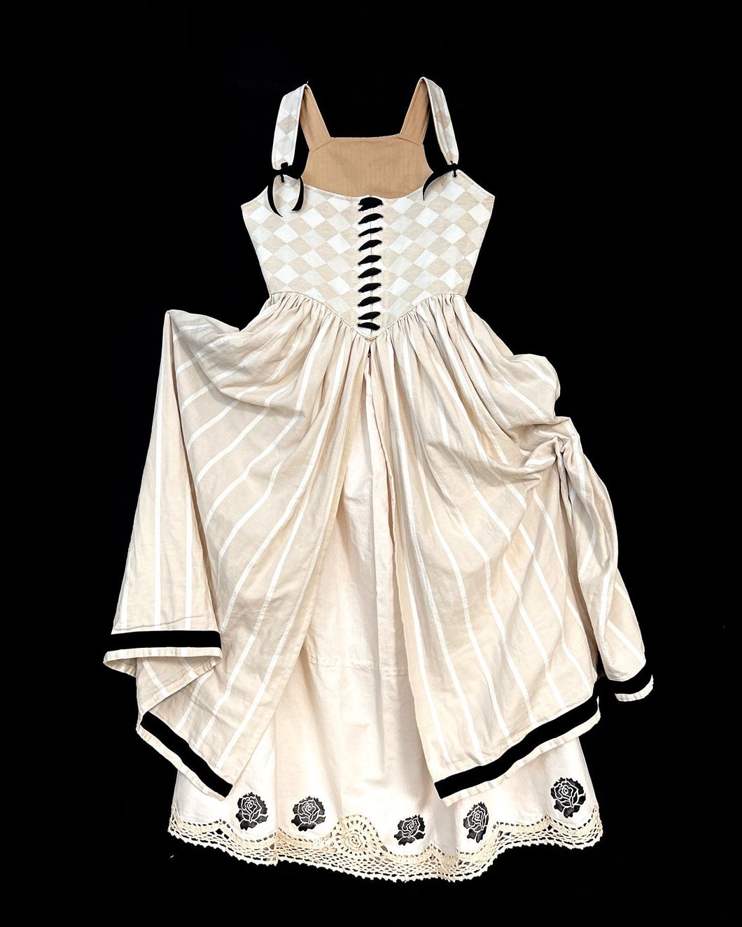 Harlequin Kirtle 36