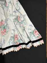 Load image into Gallery viewer, Sweet Rose Petticoat

