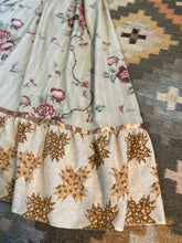 Load image into Gallery viewer, Quilt Print Petticoat
